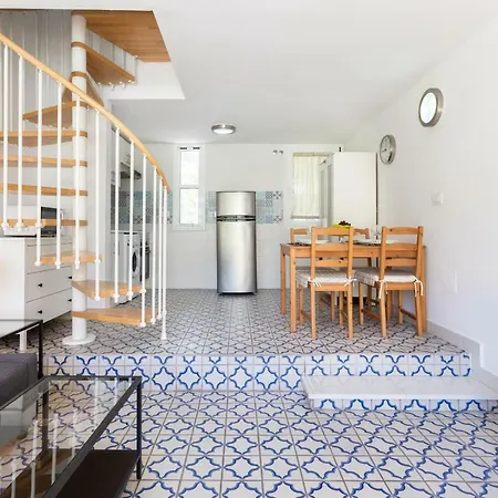 Victoria Bungalow Las Americas *